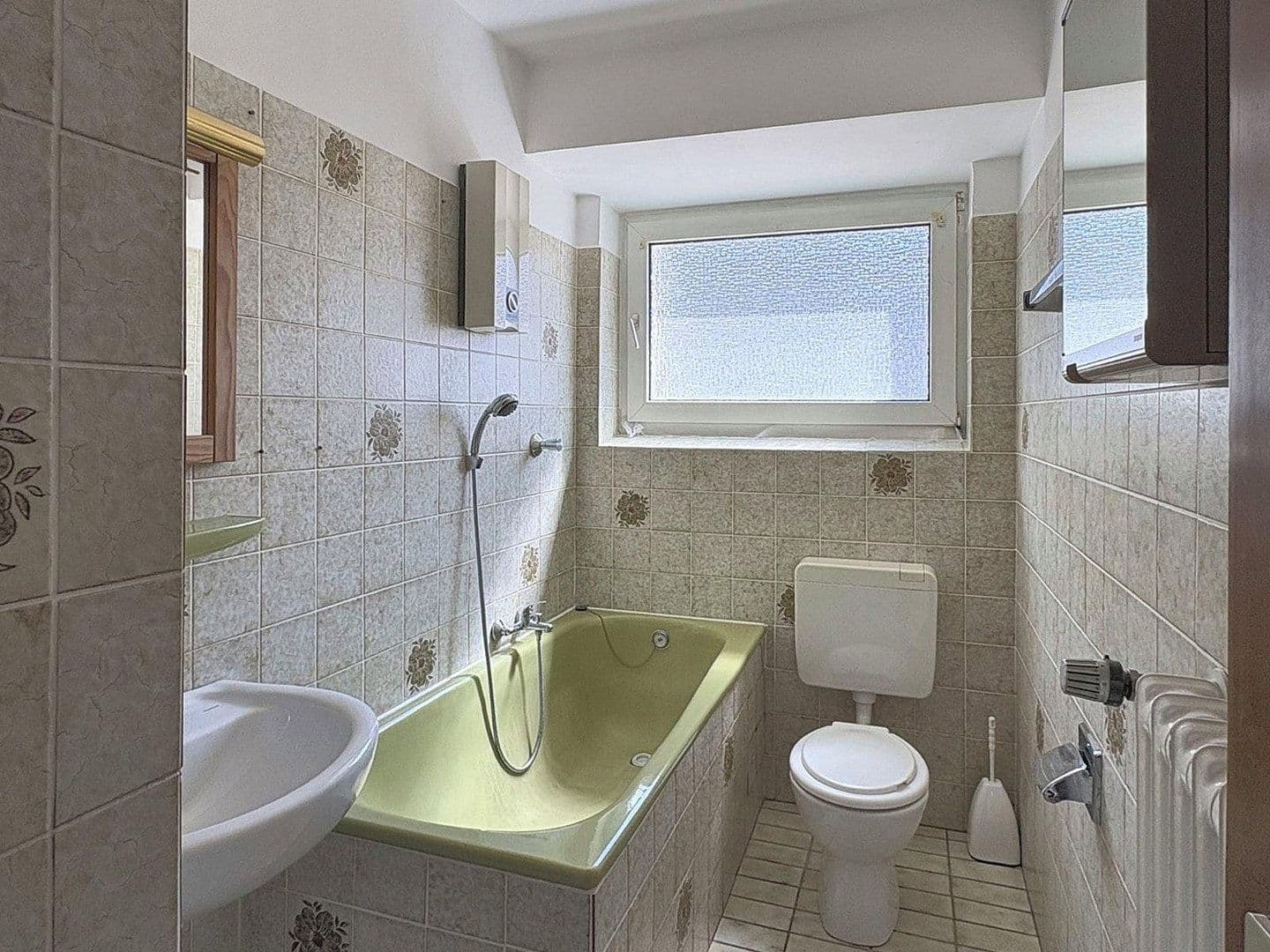 Prenájom bytu 2-izbový 54 m², Zedernstrasse 38, Mönchengladbach, Severné Porýnie - Westfálsko Prenájom bytu 2-izbový 54 m², Zedernstrasse 38, Mönchengladbach, Severné Porýnie - Westfálsko