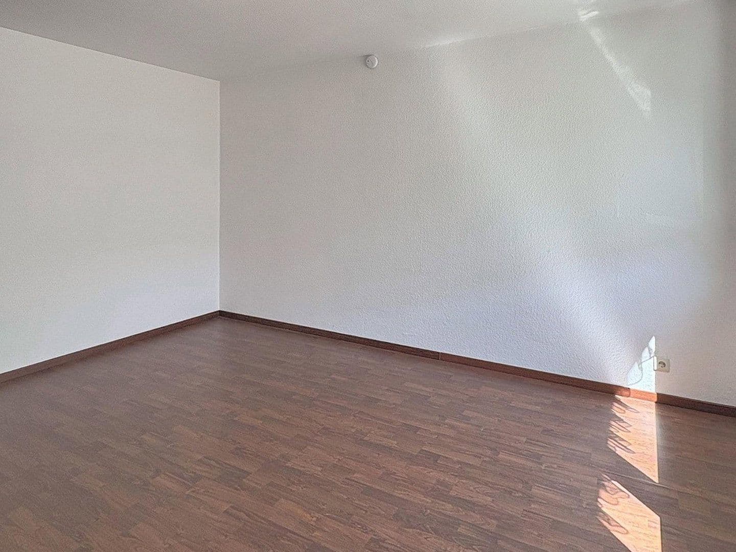 Prenájom bytu 2-izbový 54 m², Zedernstrasse 38, Mönchengladbach, Severné Porýnie - Westfálsko Prenájom bytu 2-izbový 54 m², Zedernstrasse 38, Mönchengladbach, Severné Porýnie - Westfálsko