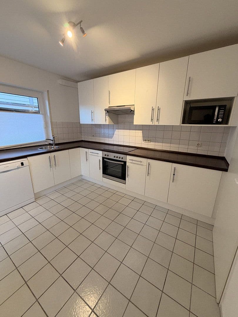 Prenájom bytu 3-izbový 90 m², Wildeshausen, Dolné Sasko Prenájom bytu 3-izbový 90 m², Wildeshausen, Dolné Sasko