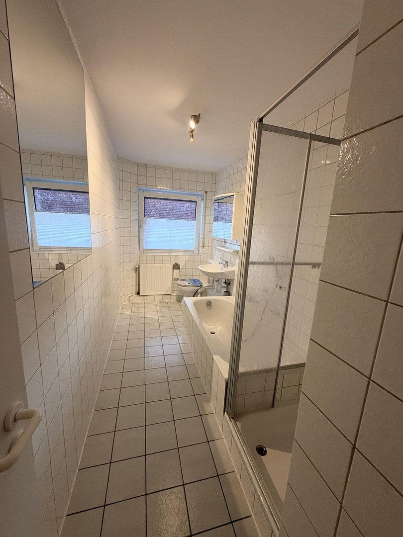 Prenájom bytu 3-izbový 90 m², Wildeshausen, Dolné Sasko Prenájom bytu 3-izbový 90 m², Wildeshausen, Dolné Sasko