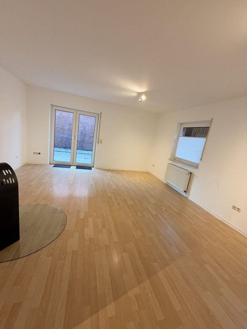 Prenájom bytu 3-izbový 90 m², Wildeshausen, Dolné Sasko Prenájom bytu 3-izbový 90 m², Wildeshausen, Dolné Sasko