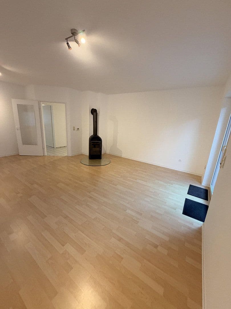 Prenájom bytu 3-izbový 90 m², Wildeshausen, Dolné Sasko Prenájom bytu 3-izbový 90 m², Wildeshausen, Dolné Sasko