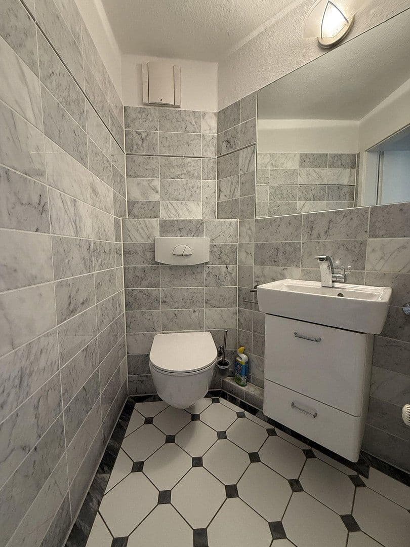 Predaj bytu 2-izbový 79 m², Bremen, Brémy Predaj bytu 2-izbový 79 m², Bremen, Brémy
