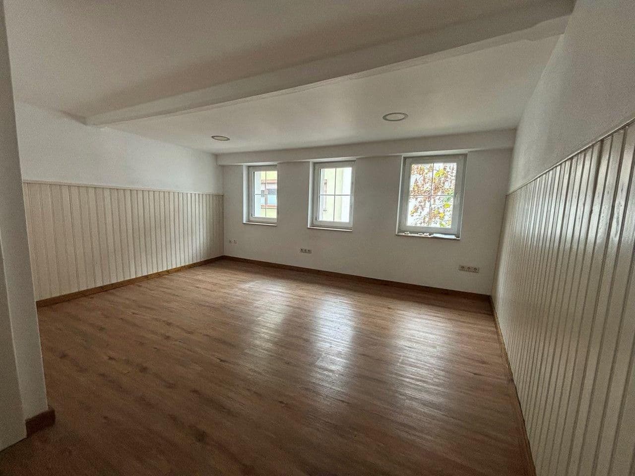 Predaj domu 95 m², pozemok 130 m², Würzburg, Bavorsko Predaj domu 95 m², pozemok 130 m², Würzburg, Bavorsko