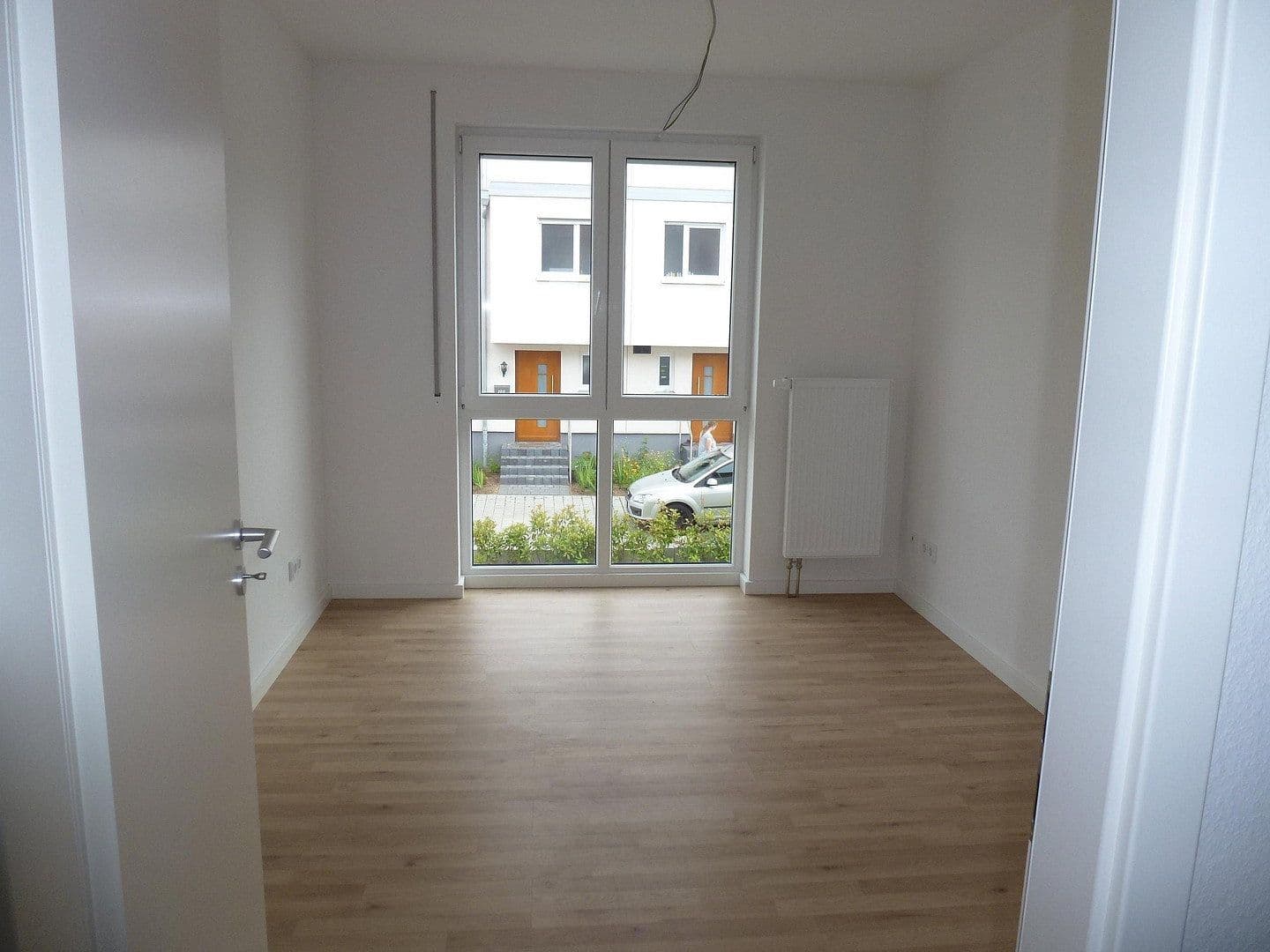 Prenájom domu 152 m², pozemok 216 m², Rotdornweg 117, Frankfurt, Hesensko Prenájom domu 152 m², pozemok 216 m², Rotdornweg 117, Frankfurt, Hesensko