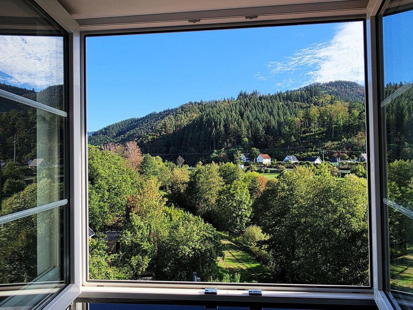 Predaj bytu 3-izbový 120 m², Bahnhofstr. 21, Hausen im Wiesental, Bádensko-Wurttembersko Predaj bytu 3-izbový 120 m², Bahnhofstr. 21, Hausen im Wiesental, Bádensko-Wurttembersko