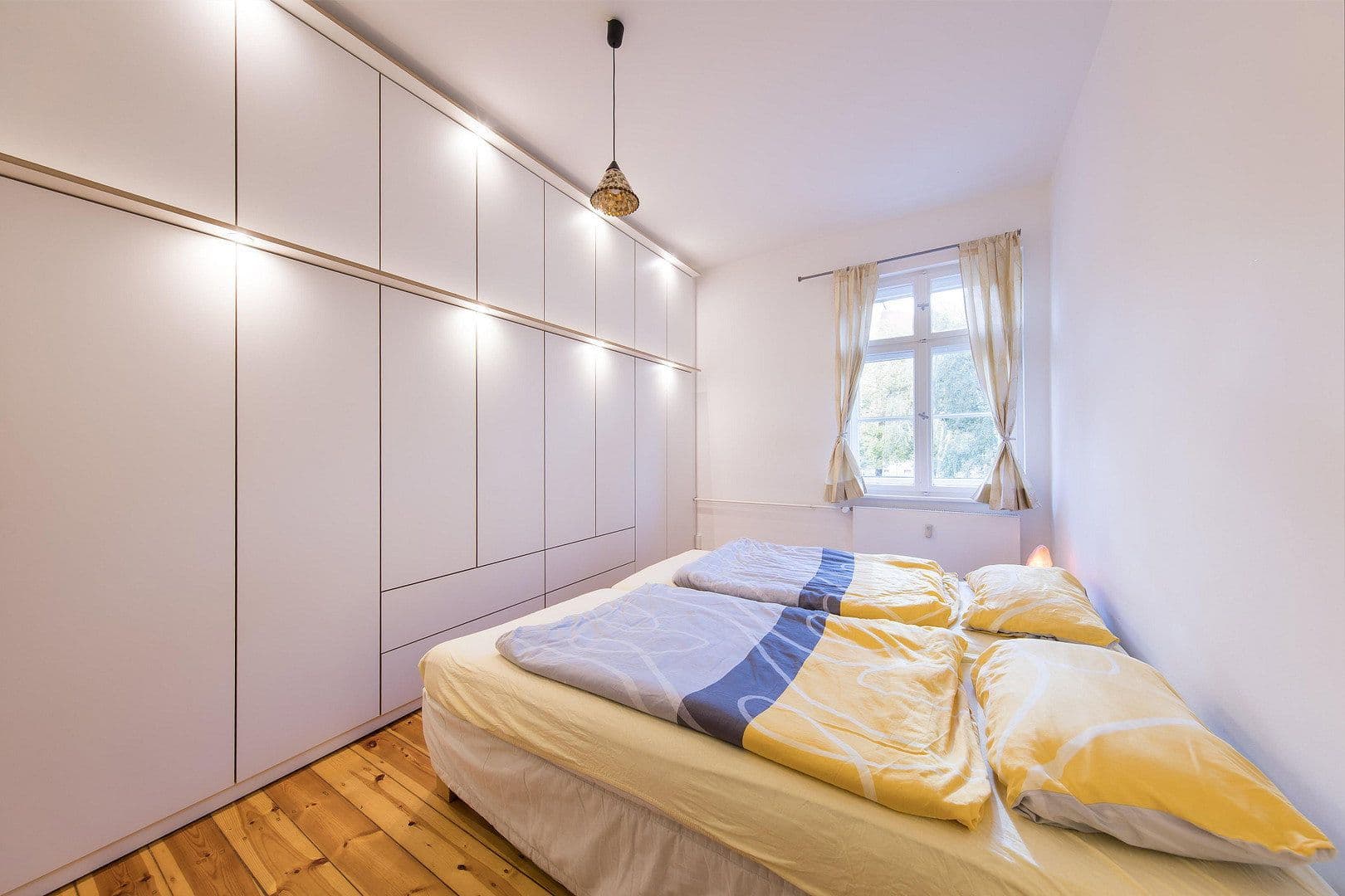 Predaj bytu 3-izbový 67 m², Berlin, Berlín Predaj bytu 3-izbový 67 m², Berlin, Berlín