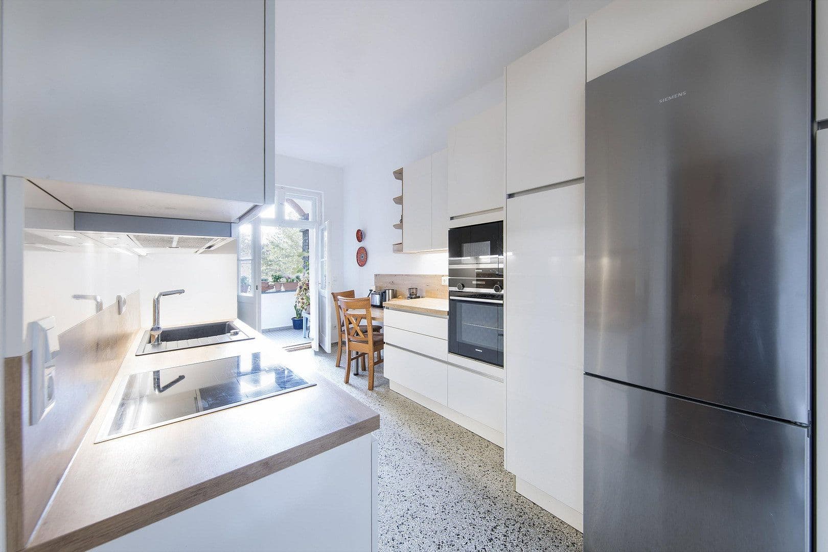 Predaj bytu 3-izbový 67 m², Berlin, Berlín Predaj bytu 3-izbový 67 m², Berlin, Berlín