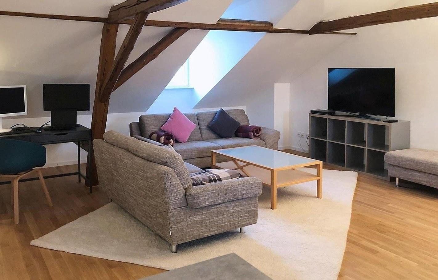 Predaj domu 483 m², pozemok 370 m², München-Obergiesing-Fasangarten, Bavorsko Predaj domu 483 m², pozemok 370 m², München-Obergiesing-Fasangarten, Bavorsko