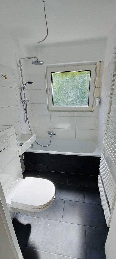 Prenájom bytu 3-izbový 76 m², Frankfurt, Hesensko Prenájom bytu 3-izbový 76 m², Frankfurt, Hesensko