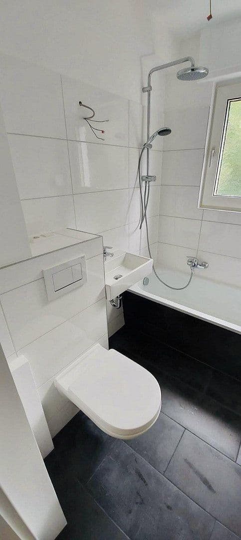 Prenájom bytu 3-izbový 76 m², Frankfurt, Hesensko Prenájom bytu 3-izbový 76 m², Frankfurt, Hesensko