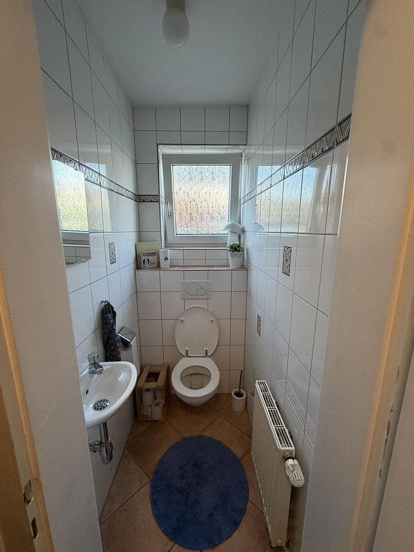 Prenájom bytu 4-izbový 110 m², Filderstadt, Bádensko-Wurttembersko Prenájom bytu 4-izbový 110 m², Filderstadt, Bádensko-Wurttembersko