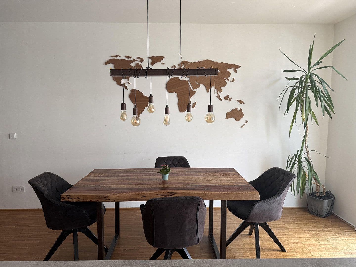 Predaj bytu 4-izbový 136 m², Mainz, Porýnie-Falcko Predaj bytu 4-izbový 136 m², Mainz, Porýnie-Falcko