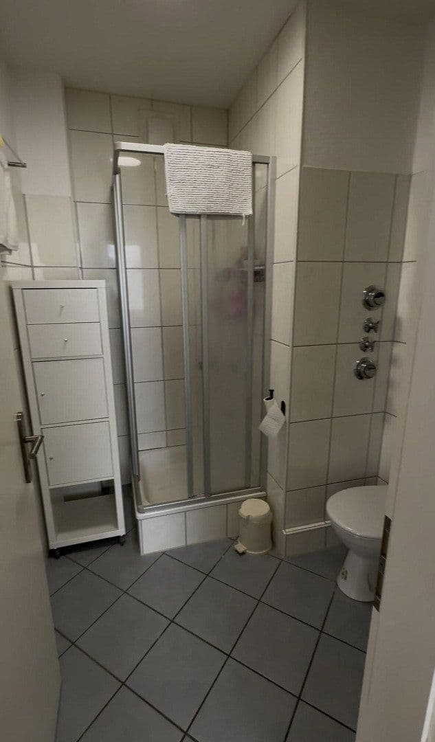 Prenájom bytu 3-izbový 64 m², Hellmundstraße 4, Wiesbaden, Hesensko Prenájom bytu 3-izbový 64 m², Hellmundstraße 4, Wiesbaden, Hesensko