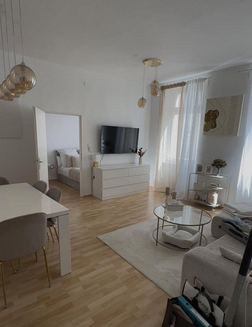 Prenájom bytu 3-izbový 64 m², Hellmundstraße 4, Wiesbaden, Hesensko Prenájom bytu 3-izbový 64 m², Hellmundstraße 4, Wiesbaden, Hesensko