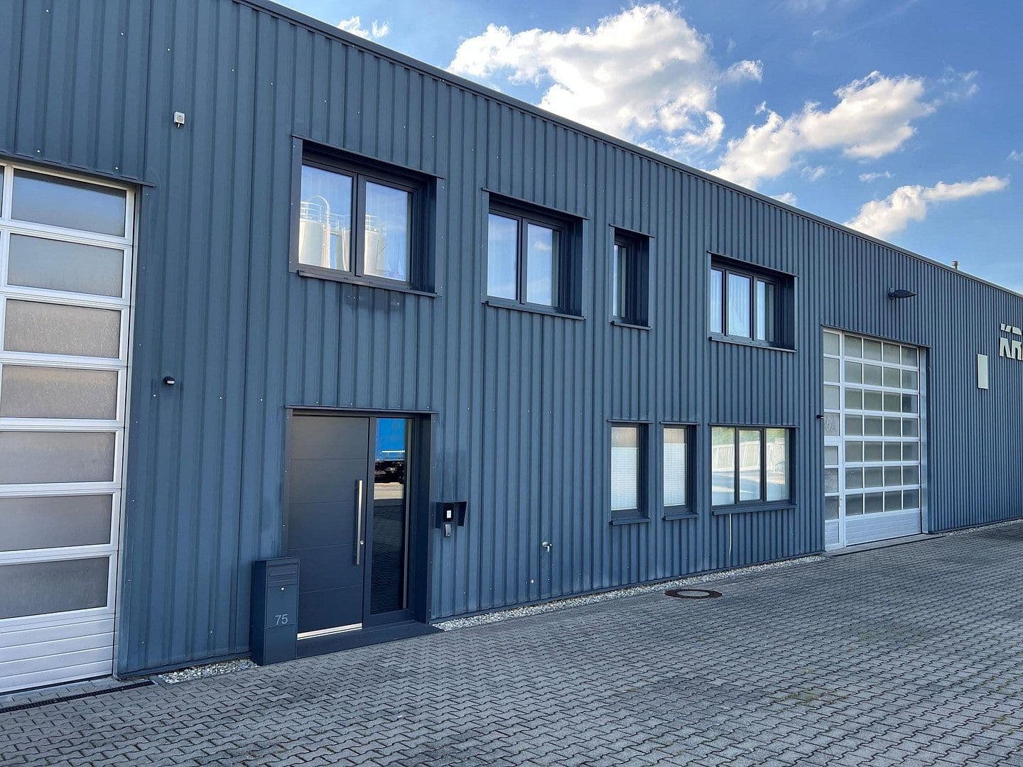 Predaj nebytového priestoru 2.254 m², Leopoldshöhe, Severné Porýnie - Westfálsko Predaj nebytového priestoru 2.254 m², Leopoldshöhe, Severné Porýnie - Westfálsko