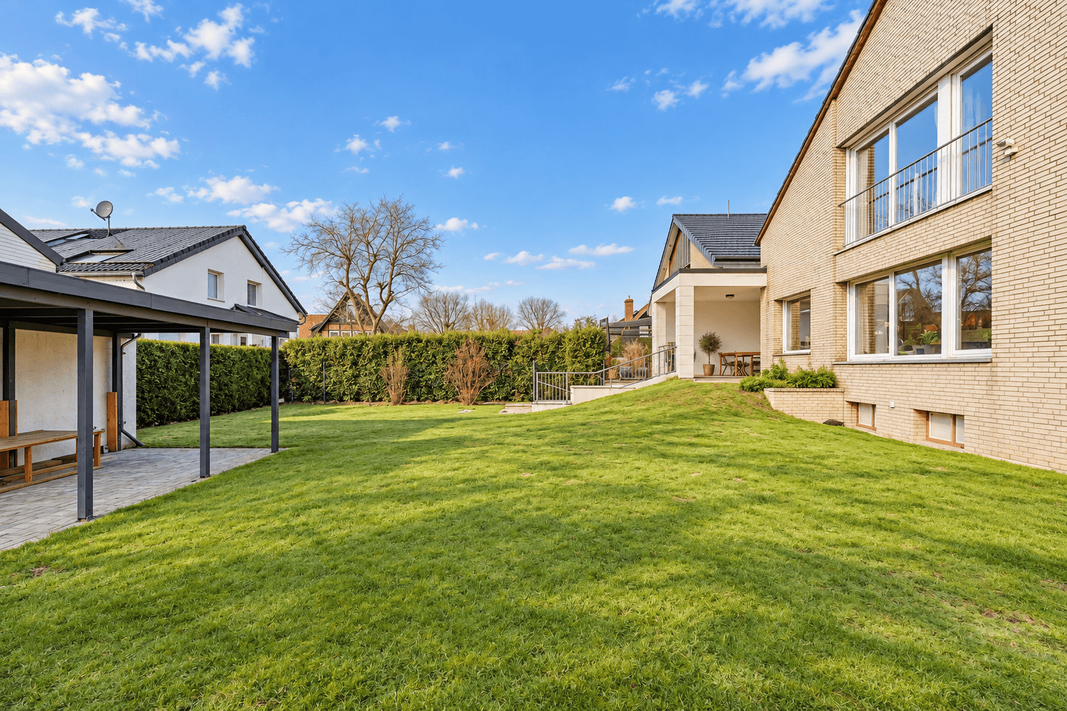 Predaj domu 182 m², pozemok 530 m², Isernhagen, Dolné Sasko Predaj domu 182 m², pozemok 530 m², Isernhagen, Dolné Sasko