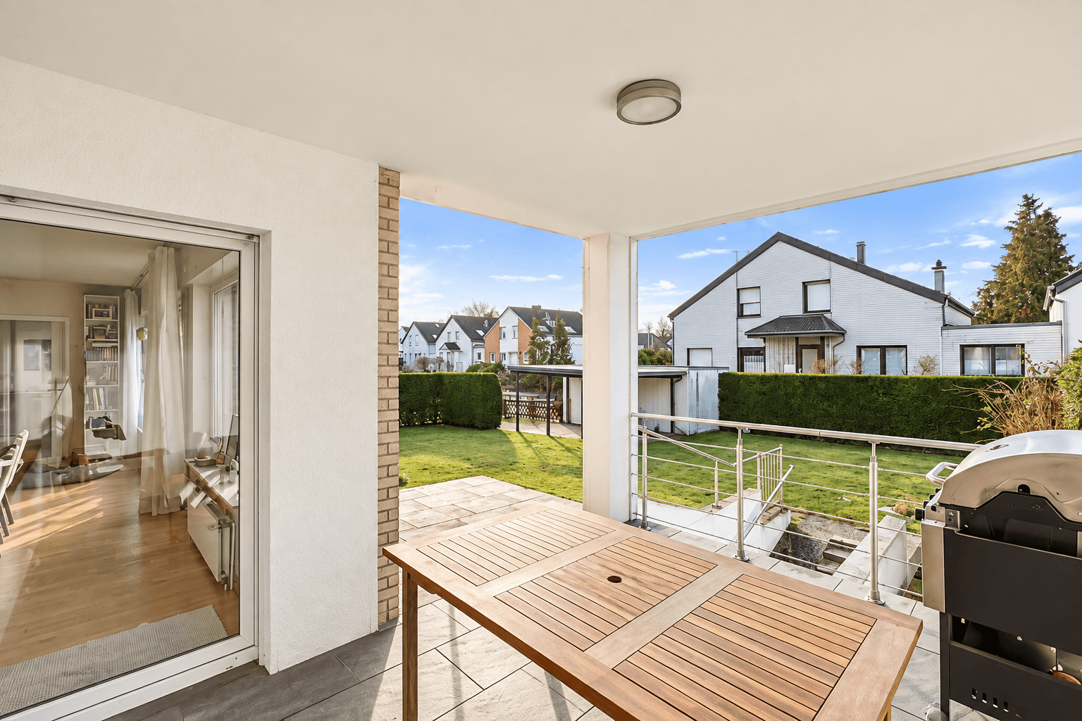 Predaj domu 182 m², pozemok 530 m², Isernhagen, Dolné Sasko Predaj domu 182 m², pozemok 530 m², Isernhagen, Dolné Sasko