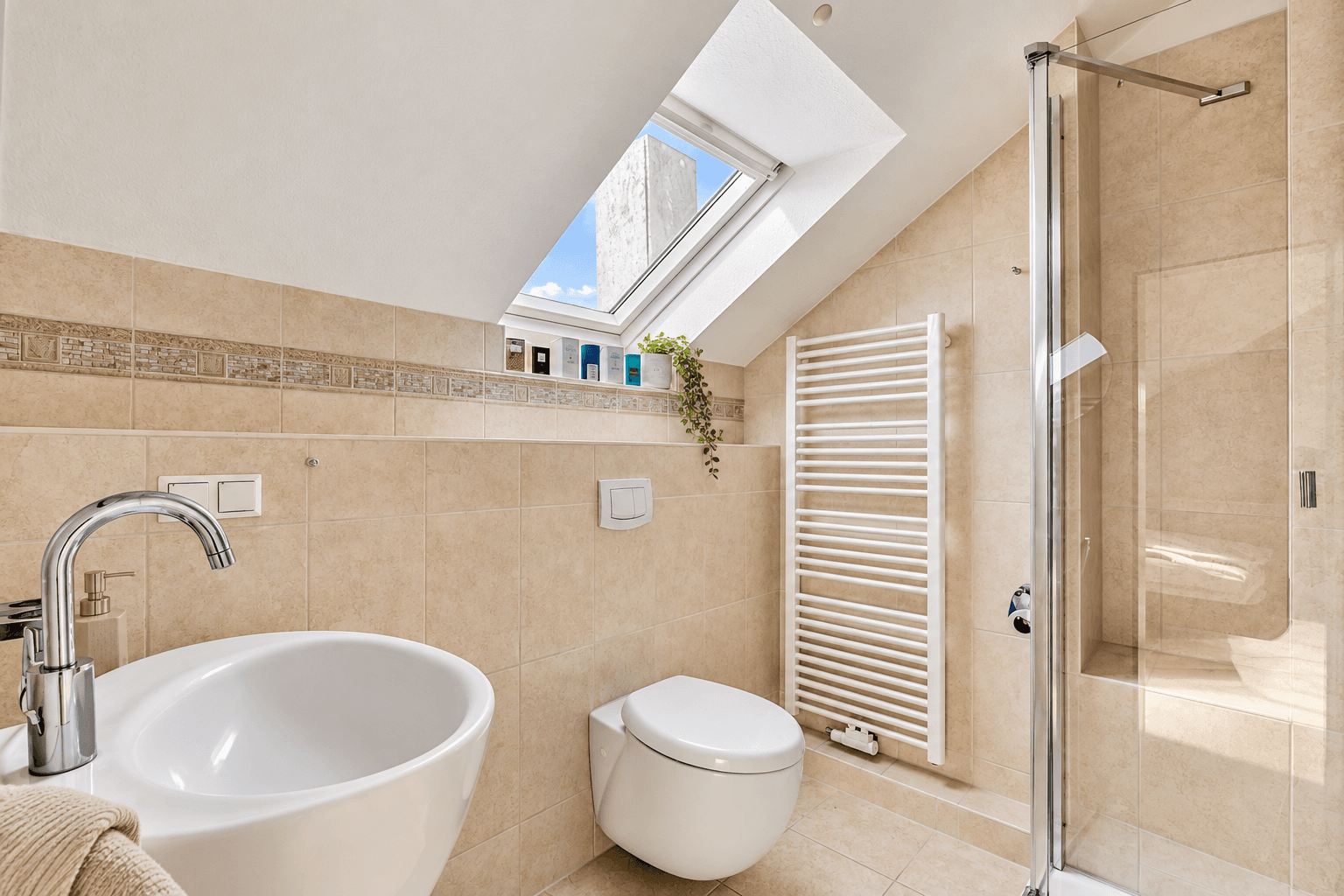 Predaj domu 182 m², pozemok 530 m², Isernhagen, Dolné Sasko Predaj domu 182 m², pozemok 530 m², Isernhagen, Dolné Sasko