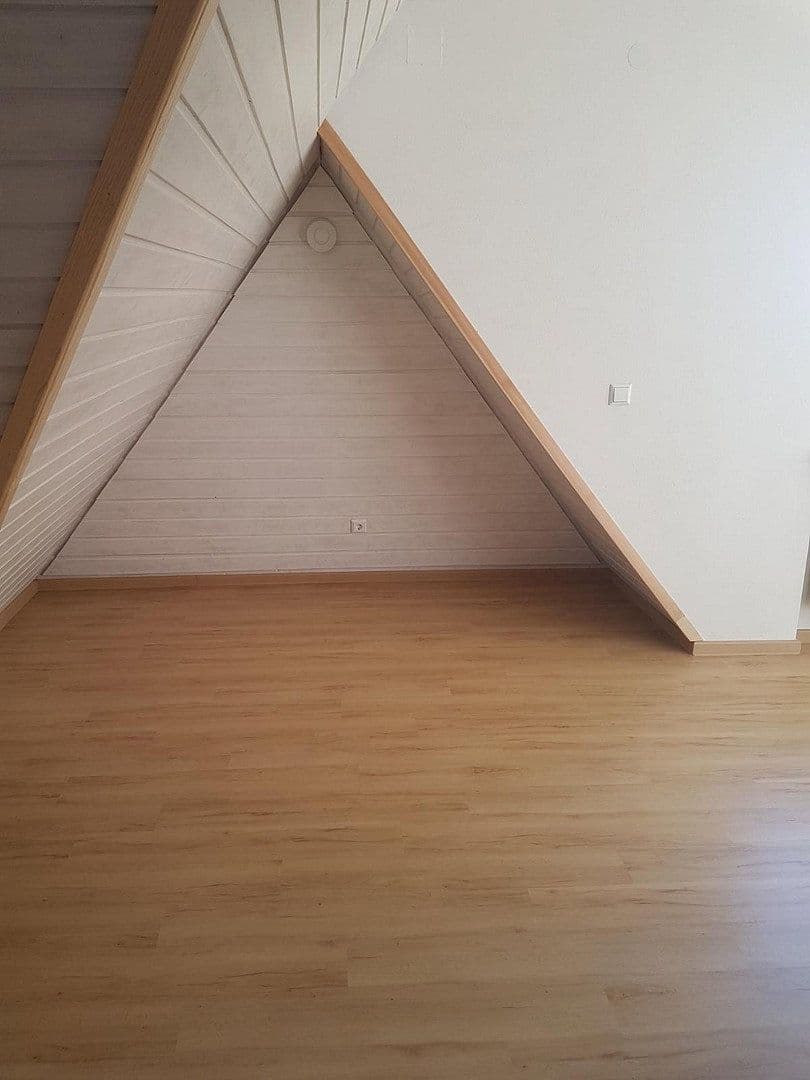 Prenájom bytu 2-izbový 70 m², Marktplatz 11, Bad Buchau, Bádensko-Wurttembersko Prenájom bytu 2-izbový 70 m², Marktplatz 11, Bad Buchau, Bádensko-Wurttembersko