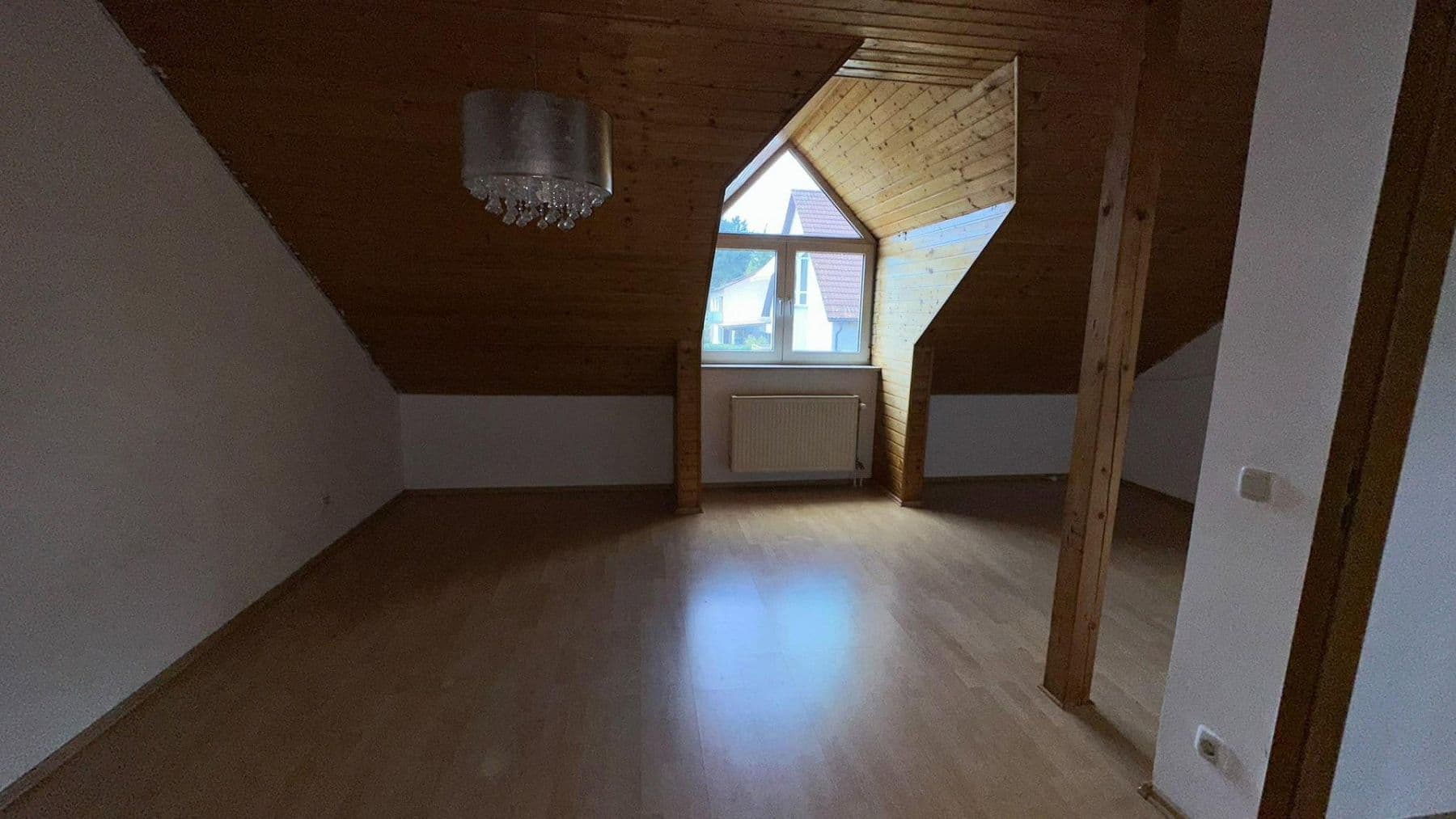 Predaj domu 135 m², pozemok 207 m², Johann-Sebastian-Bach-Weg, Dachau, Bavorsko Predaj domu 135 m², pozemok 207 m², Johann-Sebastian-Bach-Weg, Dachau, Bavorsko