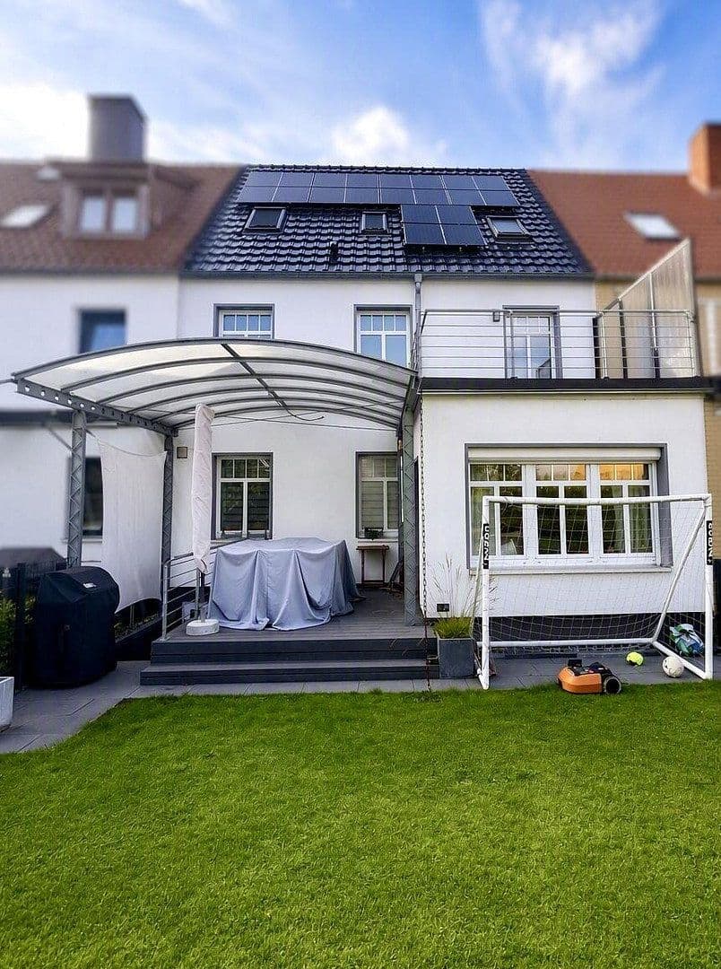 Predaj domu 168 m², pozemok 232 m², Wolfsburg, Dolné Sasko Predaj domu 168 m², pozemok 232 m², Wolfsburg, Dolné Sasko