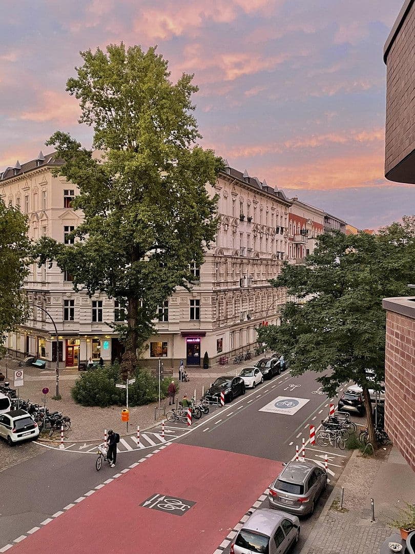 Predaj bytu 3-izbový 110 m², Berlin, Berlín Predaj bytu 3-izbový 110 m², Berlin, Berlín