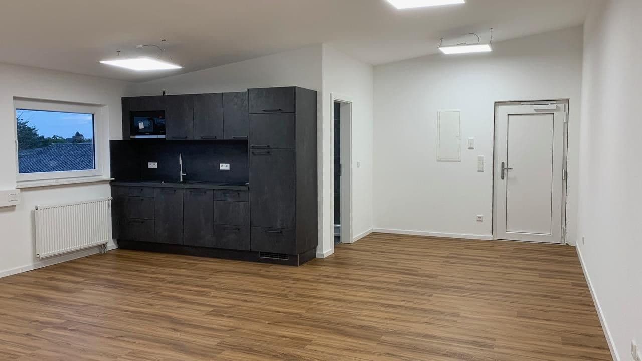 Prenájom kancelárie 74 m², Griesheim, Hesensko Prenájom kancelárie 74 m², Griesheim, Hesensko