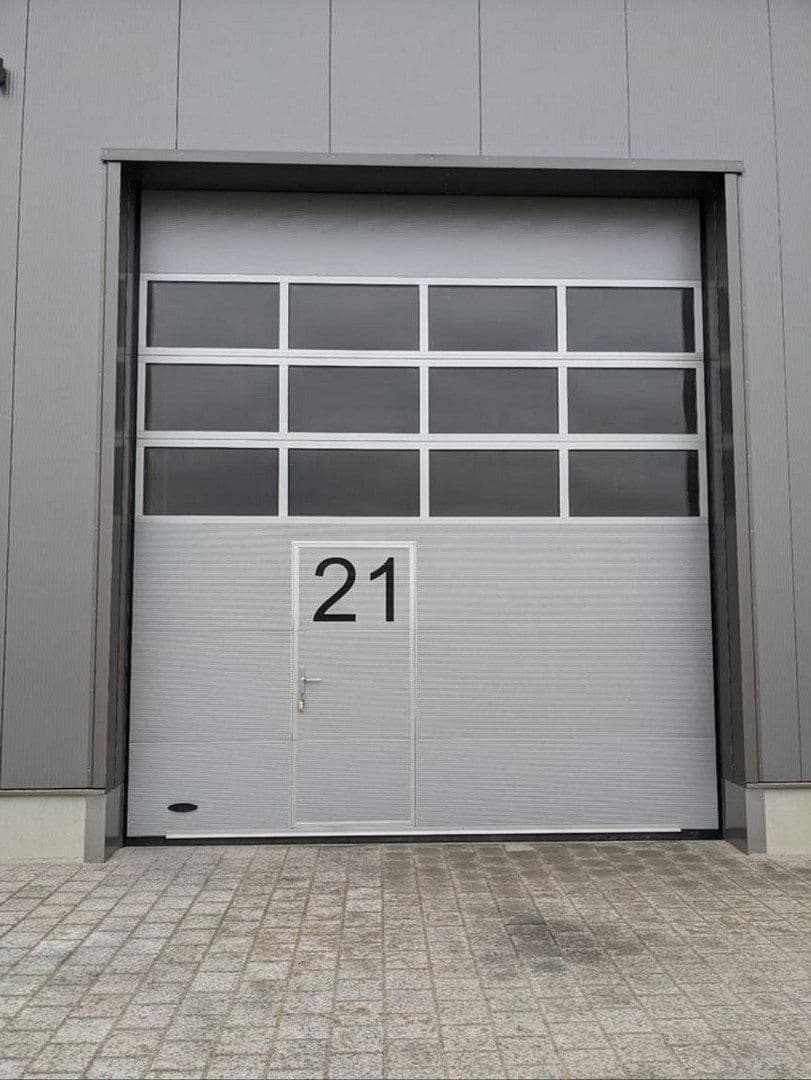 Prenájom nebytového priestoru 65 m², Bertha-Benz-Str. 2, Mering, Bavorsko Prenájom nebytového priestoru 65 m², Bertha-Benz-Str. 2, Mering, Bavorsko