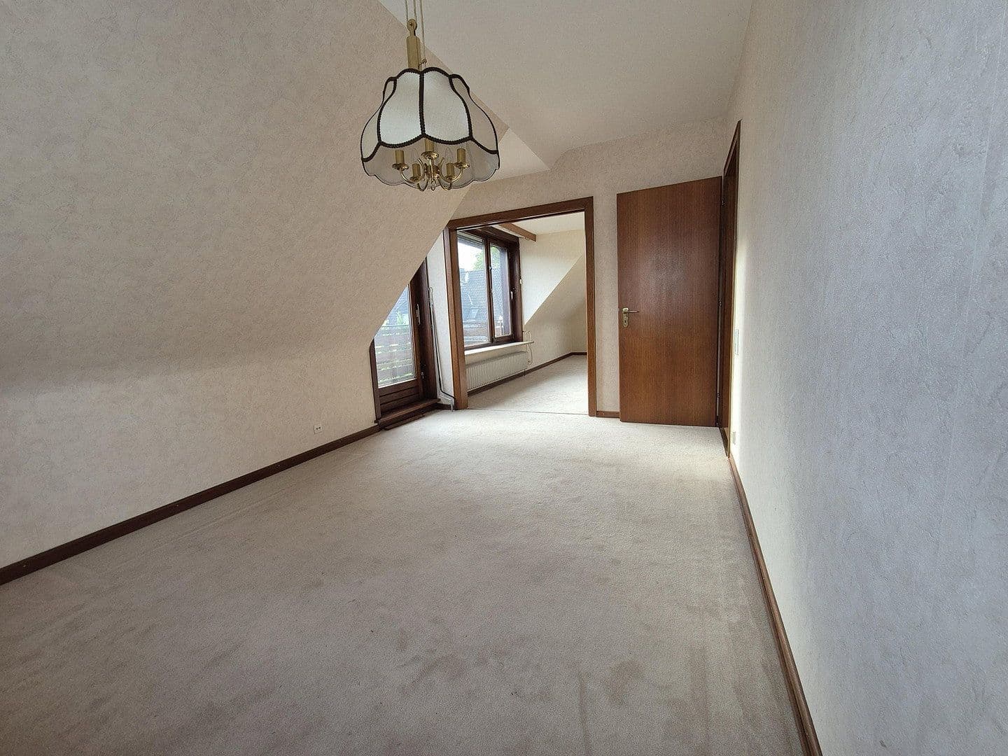 Predaj domu 157 m², pozemok 700 m², Barsbüttel, Šlezvicko-Holštajnsko Predaj domu 157 m², pozemok 700 m², Barsbüttel, Šlezvicko-Holštajnsko