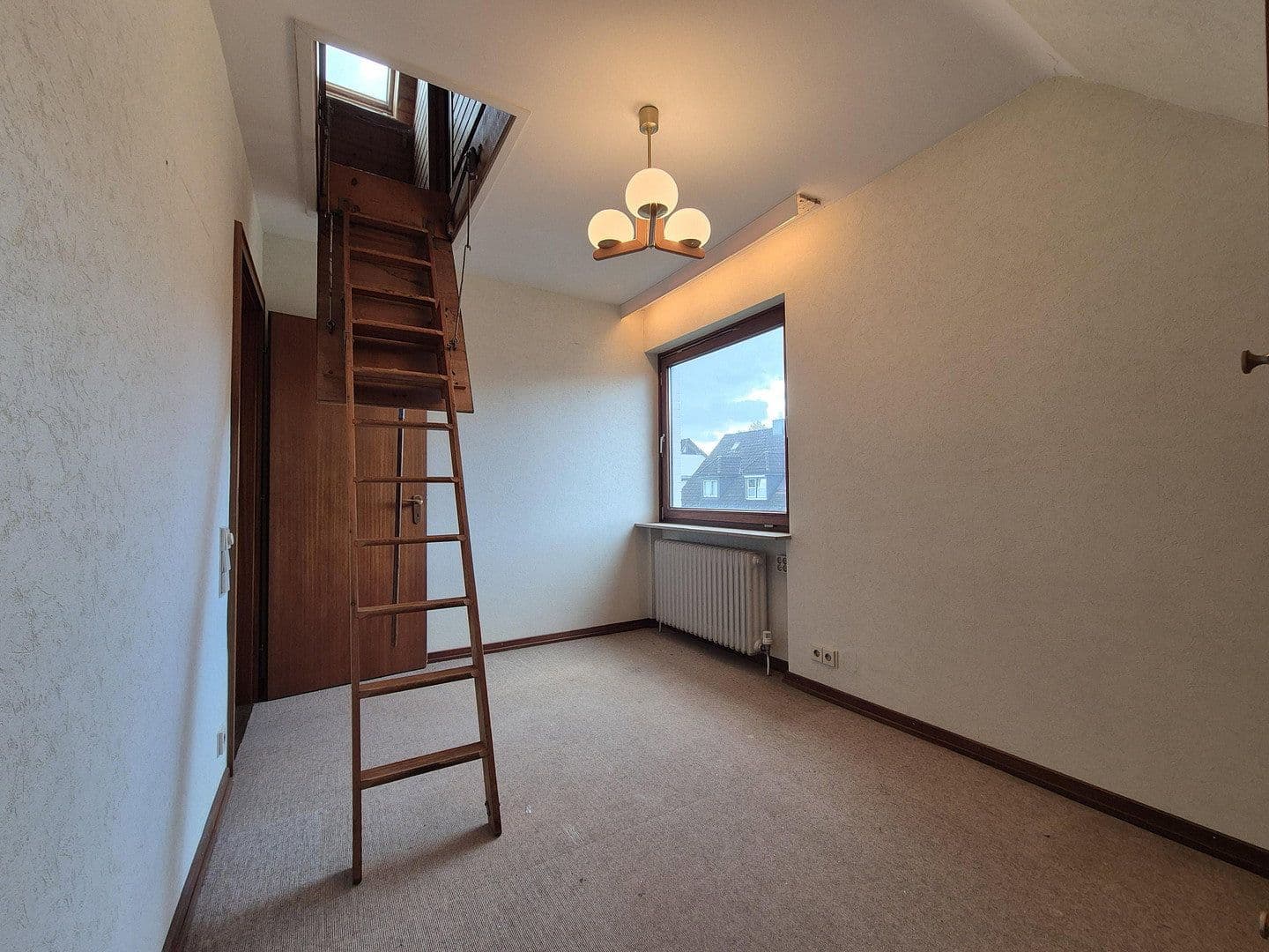 Predaj domu 157 m², pozemok 700 m², Barsbüttel, Šlezvicko-Holštajnsko Predaj domu 157 m², pozemok 700 m², Barsbüttel, Šlezvicko-Holštajnsko