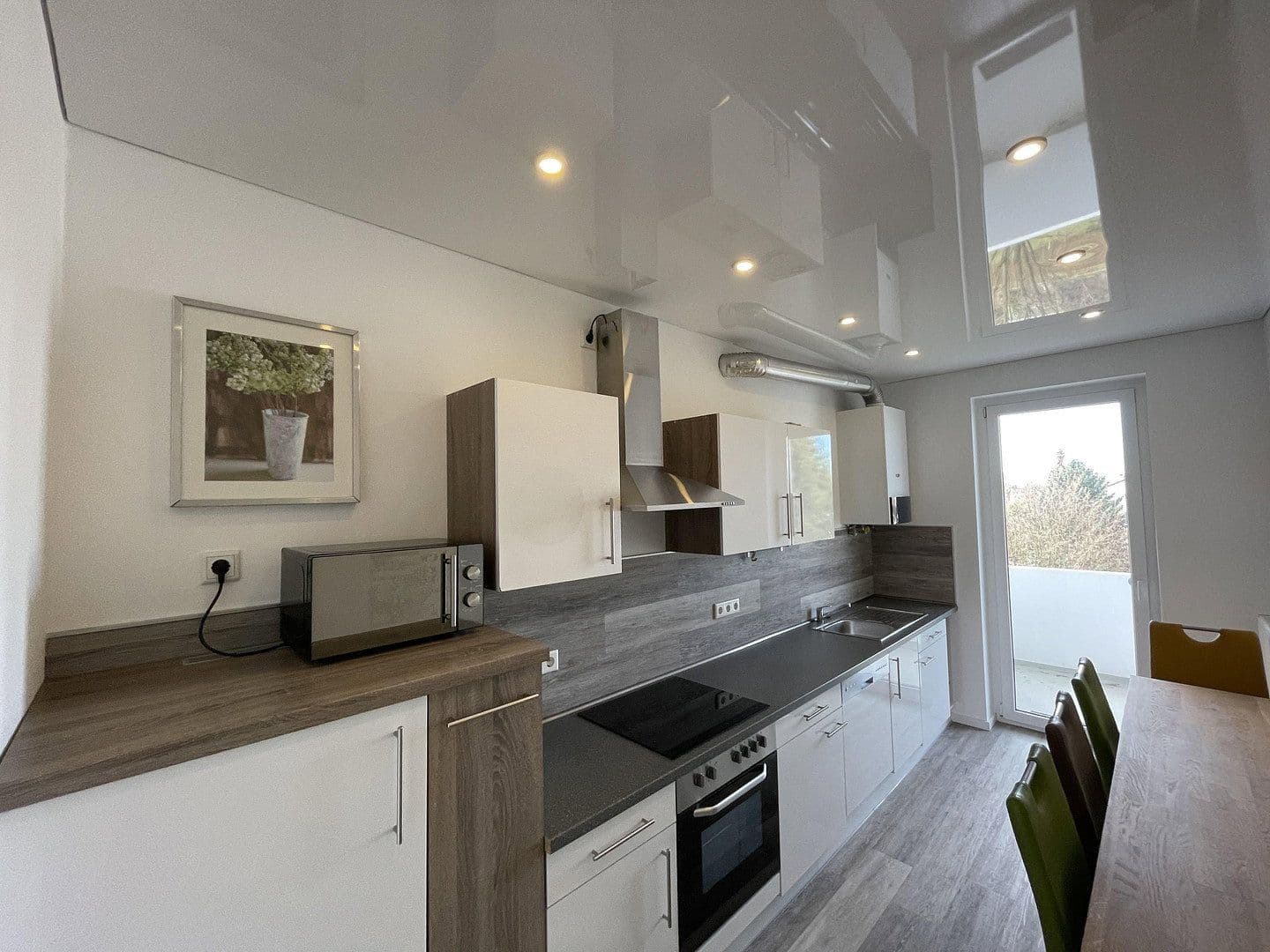 Predaj bytu 3-izbový 68 m², Aachenerstr. 157, Düsseldorf, Severné Porýnie - Westfálsko Predaj bytu 3-izbový 68 m², Aachenerstr. 157, Düsseldorf, Severné Porýnie - Westfálsko