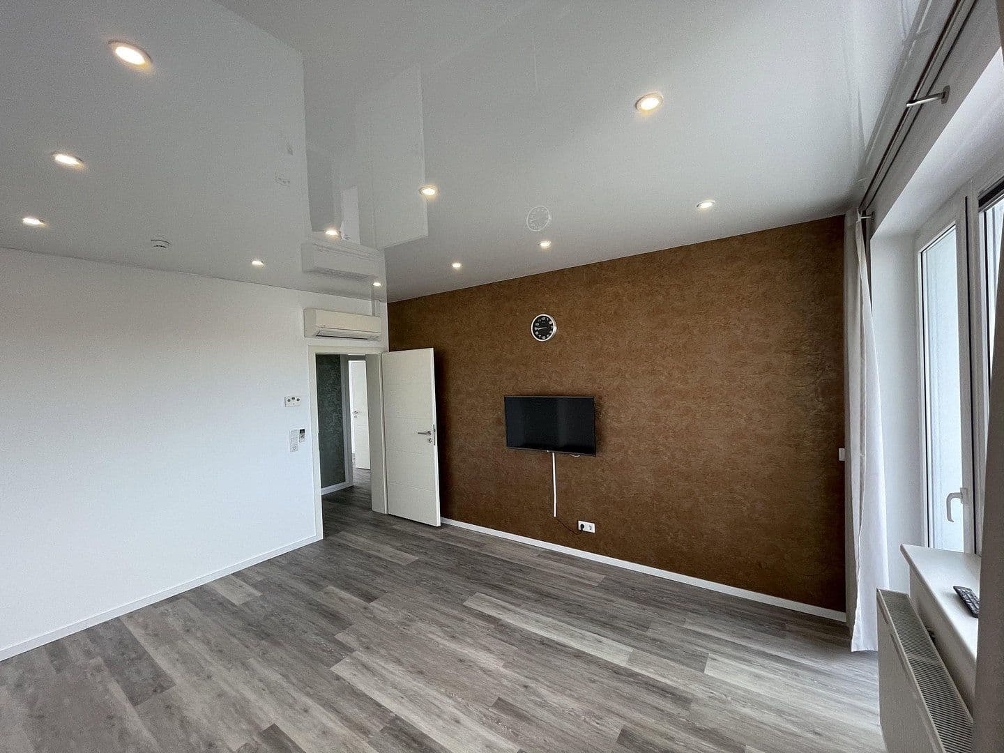 Predaj bytu 3-izbový 68 m², Aachenerstr. 157, Düsseldorf, Severné Porýnie - Westfálsko Predaj bytu 3-izbový 68 m², Aachenerstr. 157, Düsseldorf, Severné Porýnie - Westfálsko