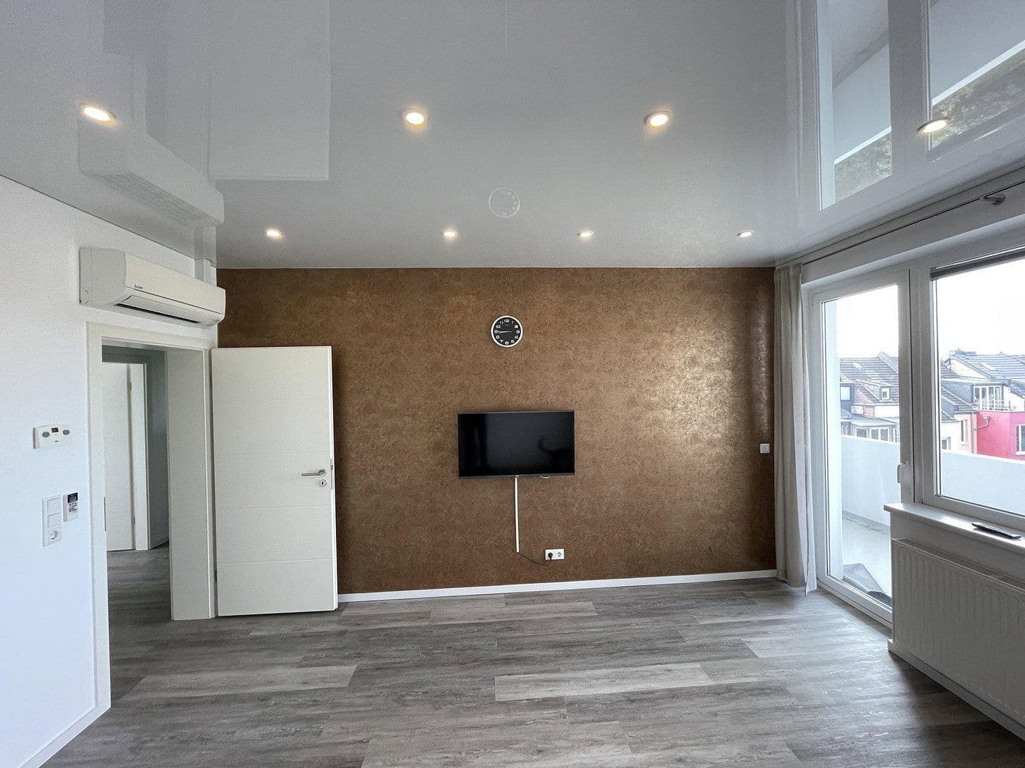Predaj bytu 3-izbový 68 m², Aachenerstr. 157, Düsseldorf, Severné Porýnie - Westfálsko Predaj bytu 3-izbový 68 m², Aachenerstr. 157, Düsseldorf, Severné Porýnie - Westfálsko