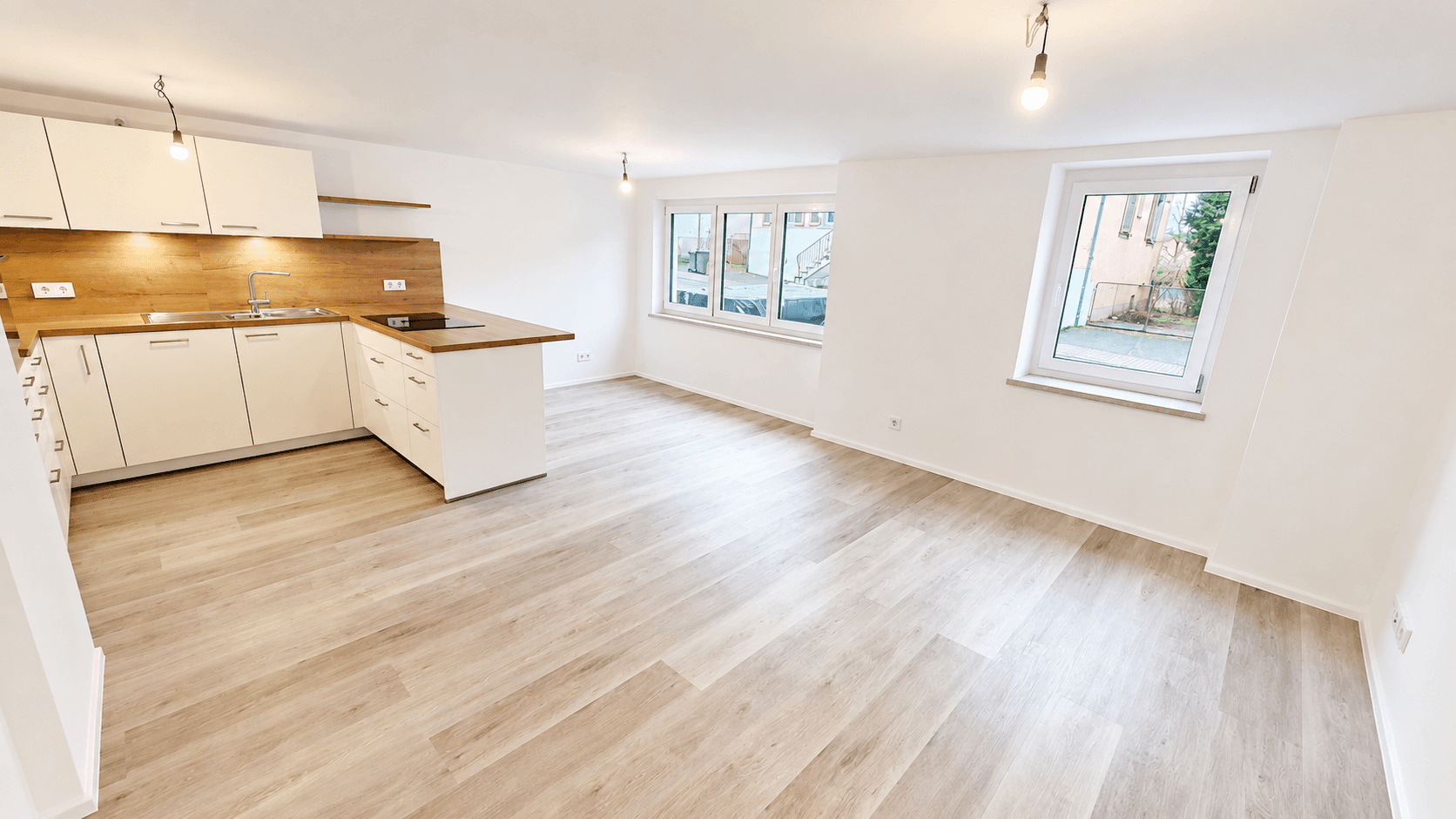 Prenájom bytu 2-izbový 70 m², Rheinstraße 14, Gailingen am Hochrhein, Bádensko-Wurttembersko Prenájom bytu 2-izbový 70 m², Rheinstraße 14, Gailingen am Hochrhein, Bádensko-Wurttembersko