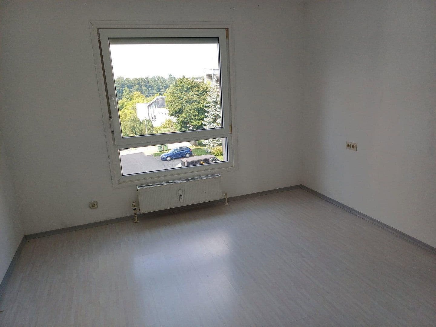 Prenájom bytu 3-izbový 82 m², Schwäbisch Gmünd, Bádensko-Wurttembersko Prenájom bytu 3-izbový 82 m², Schwäbisch Gmünd, Bádensko-Wurttembersko