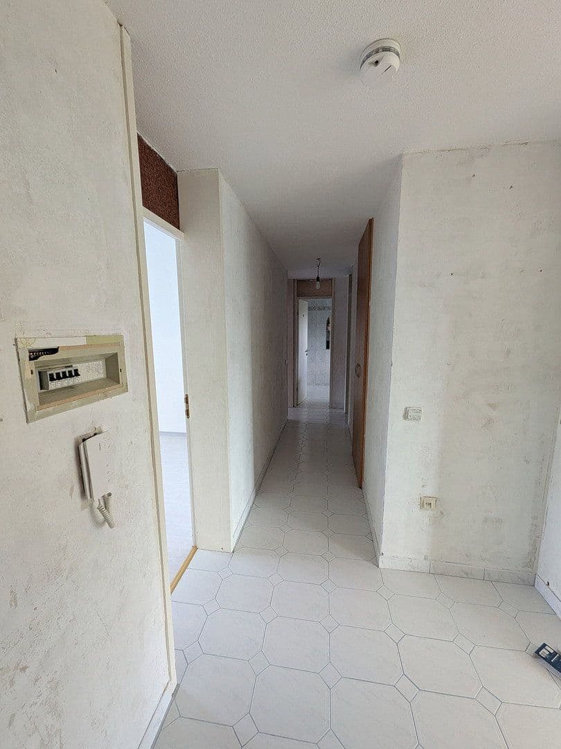 Prenájom bytu 3-izbový 82 m², Schwäbisch Gmünd, Bádensko-Wurttembersko Prenájom bytu 3-izbový 82 m², Schwäbisch Gmünd, Bádensko-Wurttembersko