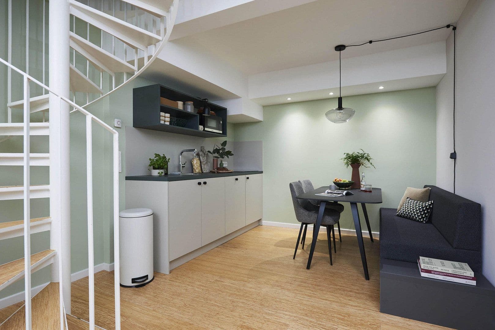 Prenájom bytu 2-izbový 45 m², Berlin, Berlín Prenájom bytu 2-izbový 45 m², Berlin, Berlín