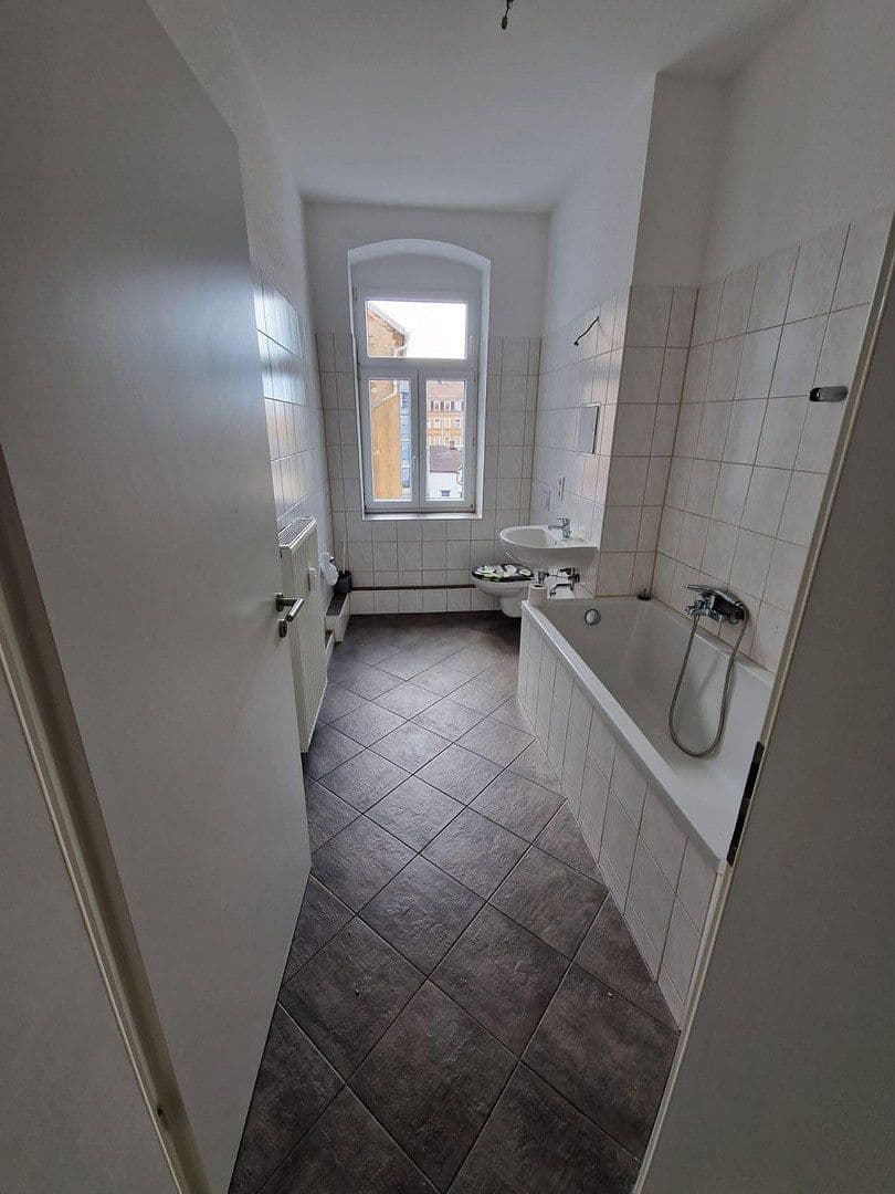 Prenájom bytu 3-izbový 83 m², Bischofstr. 13, Bischofswerda, Sasko Prenájom bytu 3-izbový 83 m², Bischofstr. 13, Bischofswerda, Sasko
