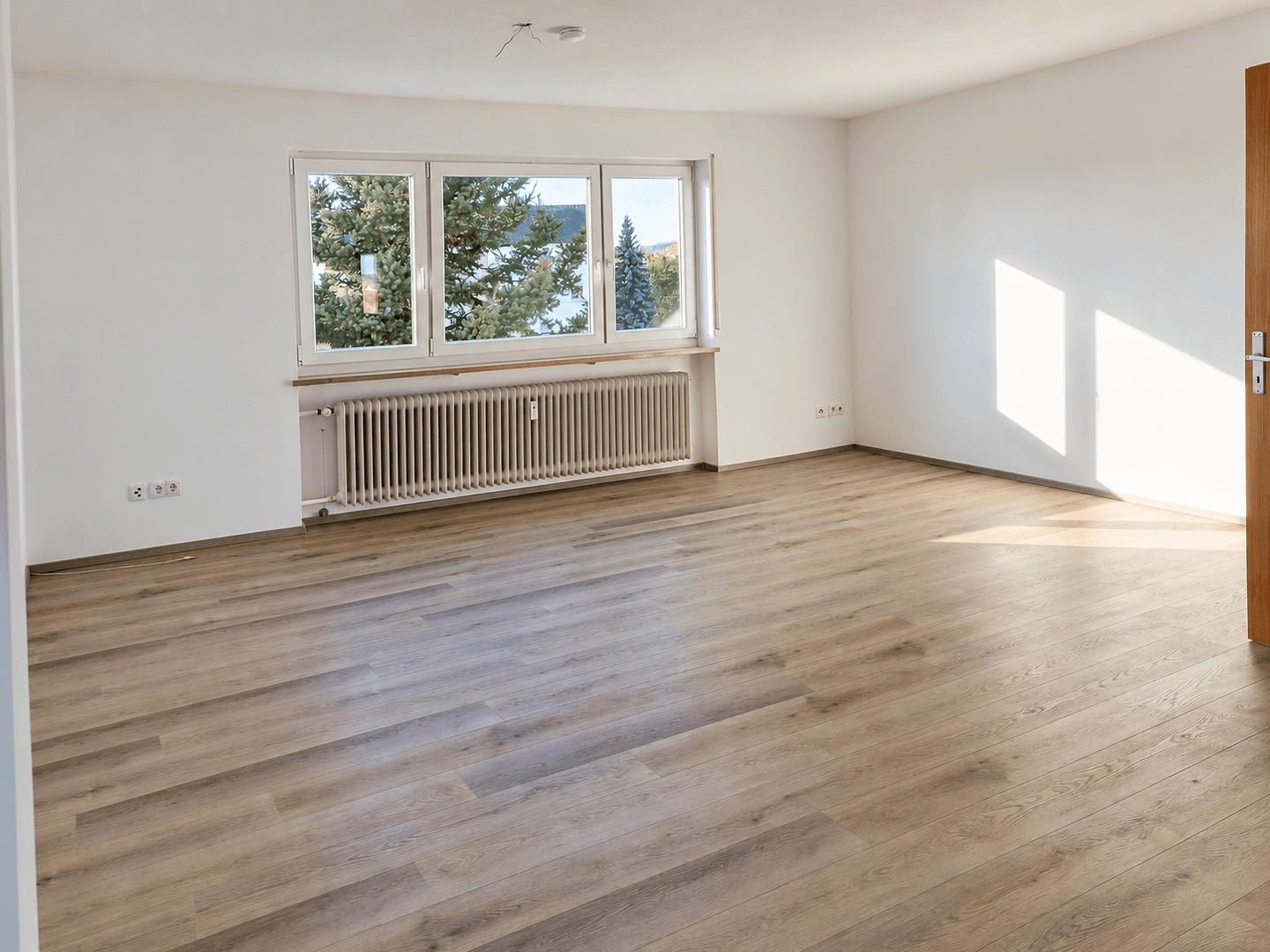 Prenájom bytu 2-izbový 80 m², Münchener Straße 14, Wassertrüdingen, Bavorsko Prenájom bytu 2-izbový 80 m², Münchener Straße 14, Wassertrüdingen, Bavorsko
