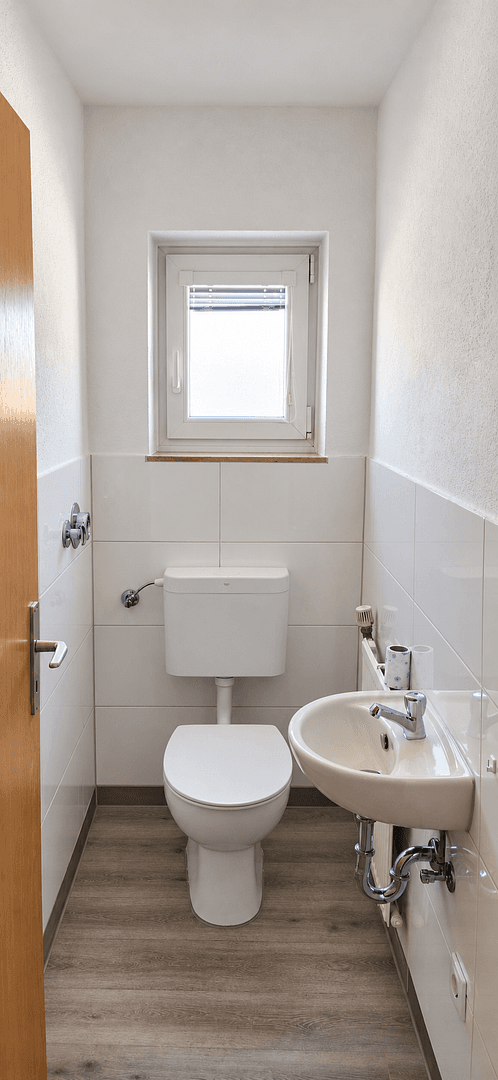 Prenájom bytu 2-izbový 80 m², Münchener Straße 14, Wassertrüdingen, Bavorsko Prenájom bytu 2-izbový 80 m², Münchener Straße 14, Wassertrüdingen, Bavorsko