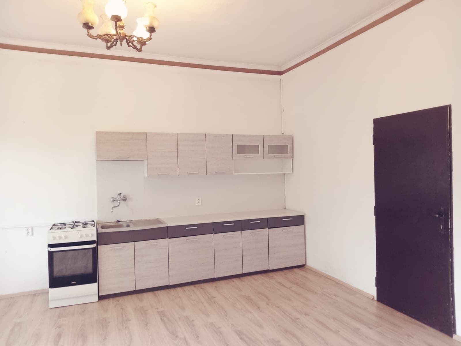 Prenájom bytu 3-izbový 78 m², Pražská, Liběchov, Středočeský kraj Prenájom bytu 3-izbový 78 m², Pražská, Liběchov, Středočeský kraj