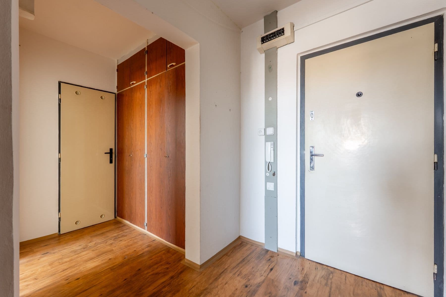 Predaj bytu 3-izbový 62 m², Nad Lesním divadlem, Praha, Praha Predaj bytu 3-izbový 62 m², Nad Lesním divadlem, Praha, Praha