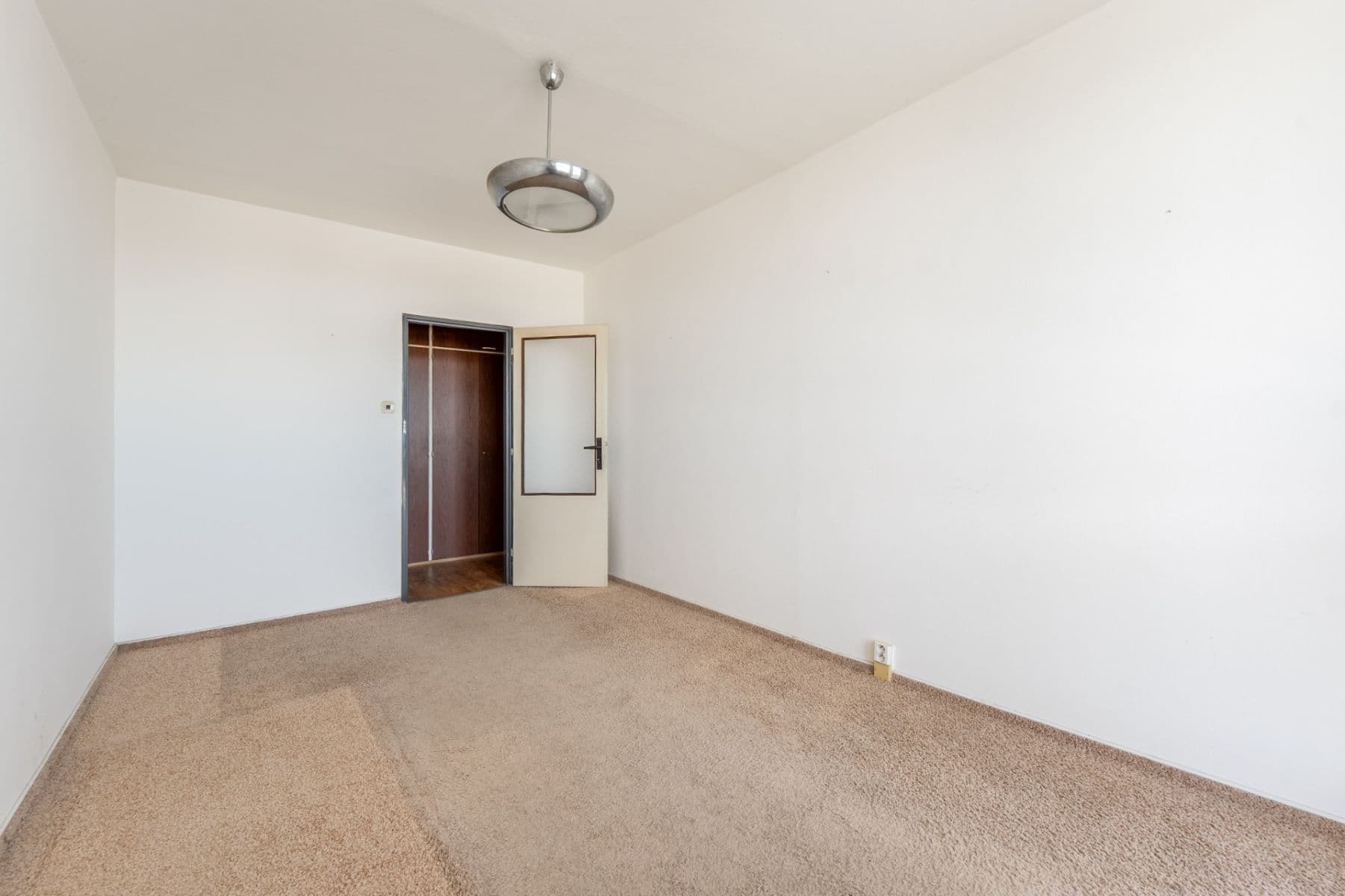 Predaj bytu 3-izbový 62 m², Nad Lesním divadlem, Praha, Praha Predaj bytu 3-izbový 62 m², Nad Lesním divadlem, Praha, Praha