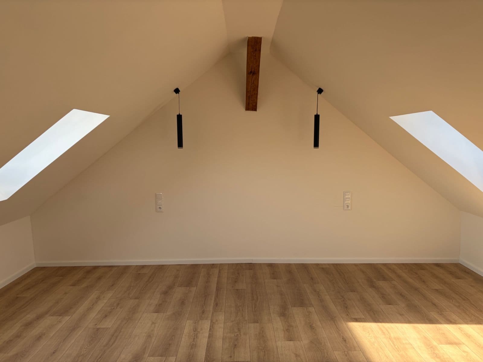 Prenájom bytu 3-izbový 129 m², Žalanského, Praha, Praha Prenájom bytu 3-izbový 129 m², Žalanského, Praha, Praha