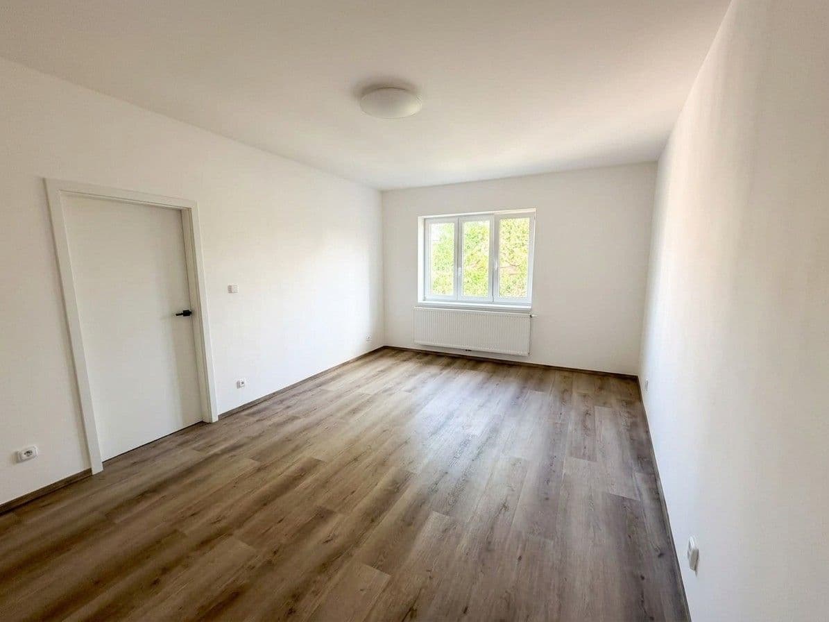 Predaj bytu 2-izbový 52 m², Palackého třída, Nymburk, Středočeský kraj Predaj bytu 2-izbový 52 m², Palackého třída, Nymburk, Středočeský kraj