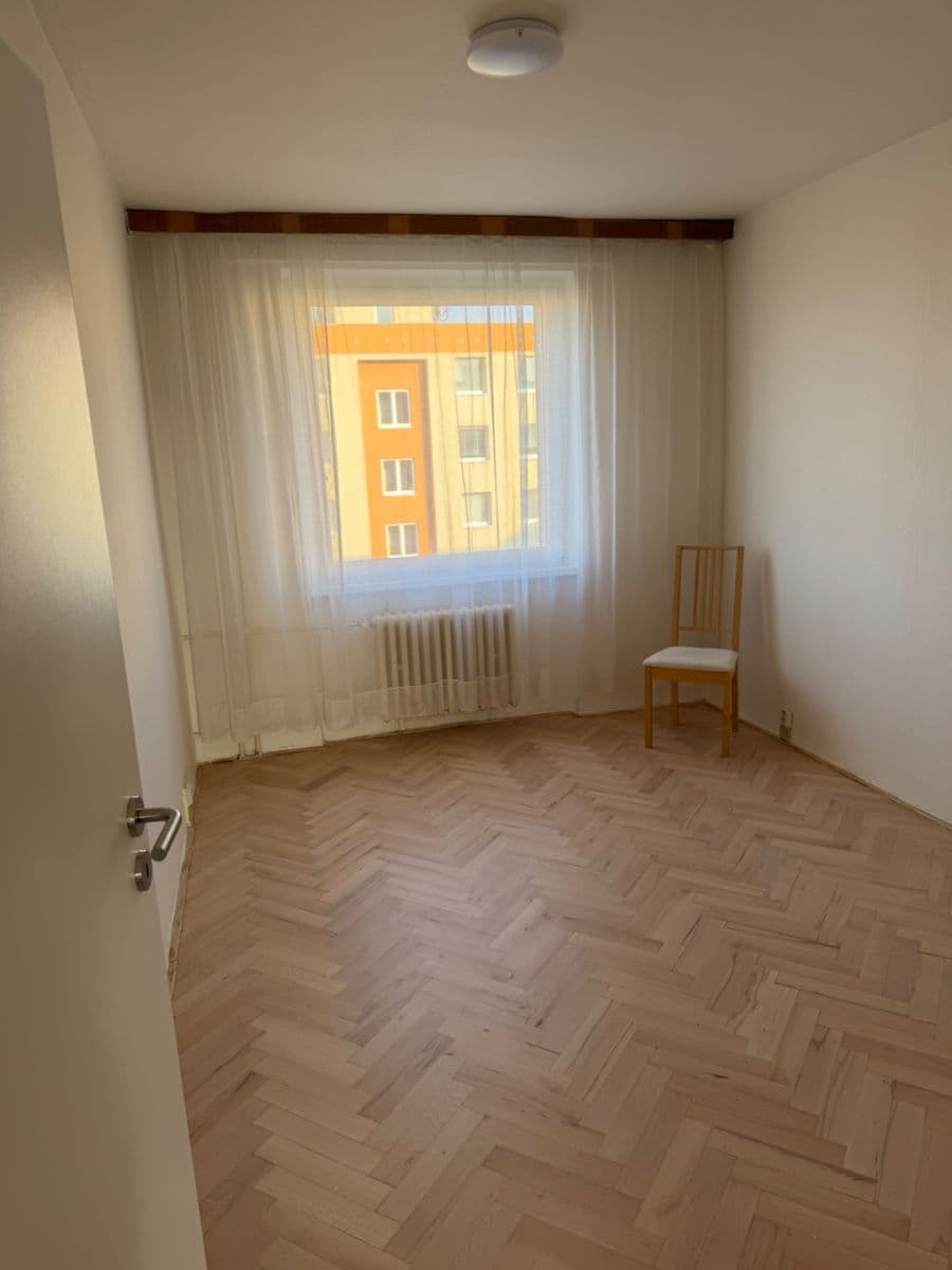 Prenájom bytu 2-izbový 70 m², K Ládví, Praha, Praha Prenájom bytu 2-izbový 70 m², K Ládví, Praha, Praha