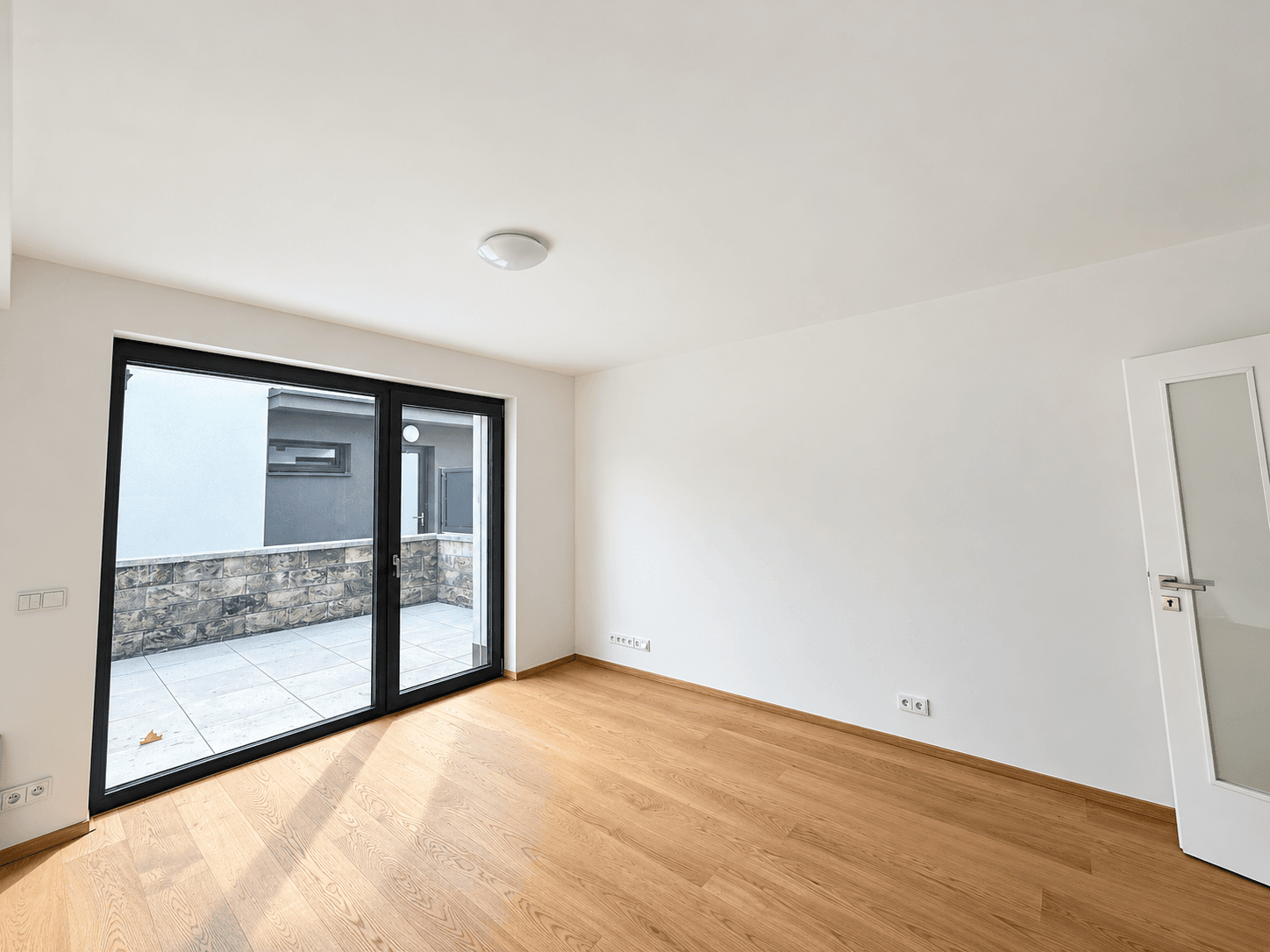 Prenájom bytu 1-izbový 44 m², Gočárova třída, Hradec Králové, Královéhradecký kraj Prenájom bytu 1-izbový 44 m², Gočárova třída, Hradec Králové, Královéhradecký kraj