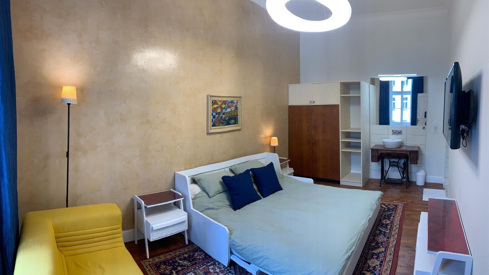 Prenájom bytu 1-izbový 33 m², Hálkova, Praha, Praha Prenájom bytu 1-izbový 33 m², Hálkova, Praha, Praha