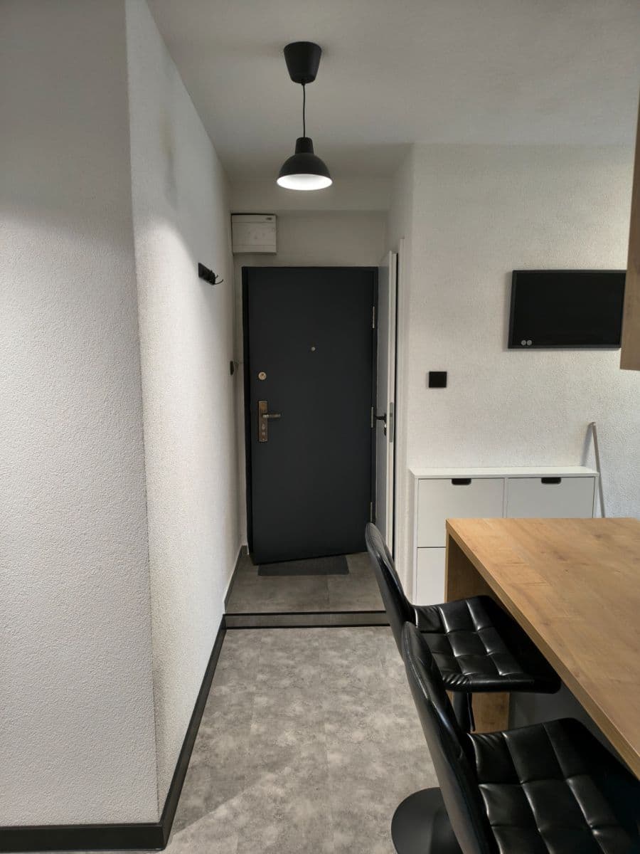 Prenájom bytu 3-izbový 66 m², Brezová, Spišská Nová Ves, Košický kraj Prenájom bytu 3-izbový 66 m², Brezová, Spišská Nová Ves, Košický kraj